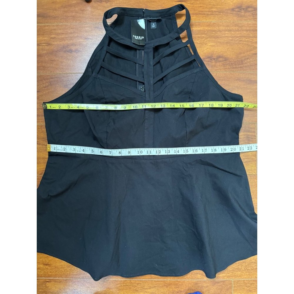 NEW TORRID Caged High Neck Sleeveless Peplum Top Black Womens Size 3X - Picture 10 of 14